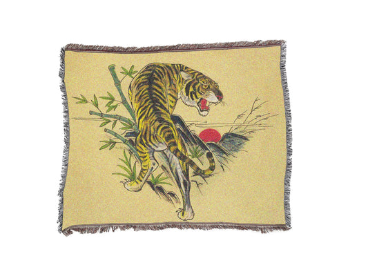 Pinky Tiger: Woven Blanket